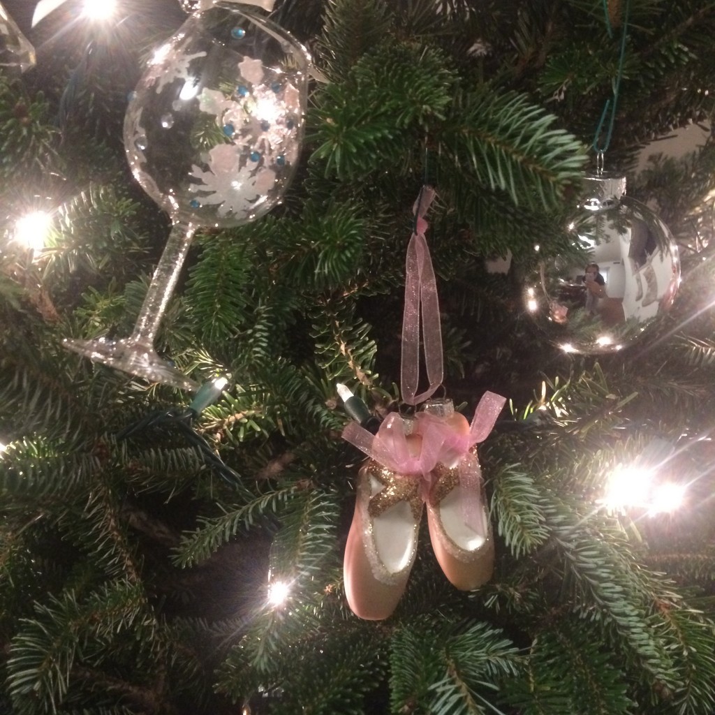 A Very Girly Christmas Tree - Let's Fall in Love Blog