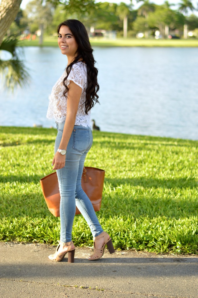 Lace & Skinny Jeans - Let's Fall in Love Blog