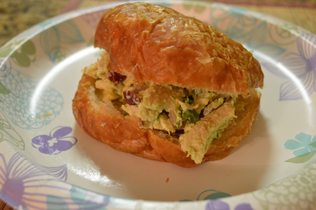 Love Food : Chicken salad sandwich